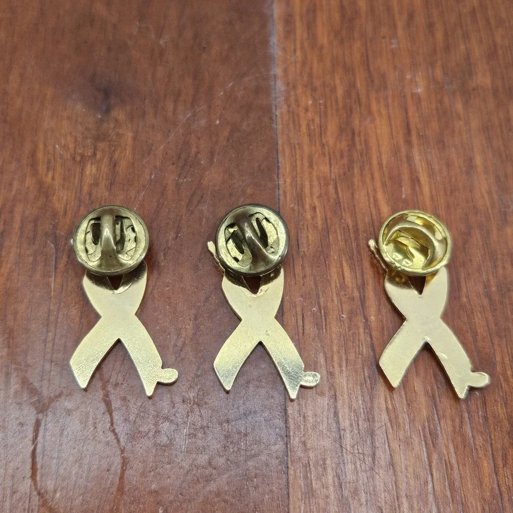Pink Ribbon Breast Cancer‎ Awareness Golf Club Lapel Pin Gold Tone Set Of 3